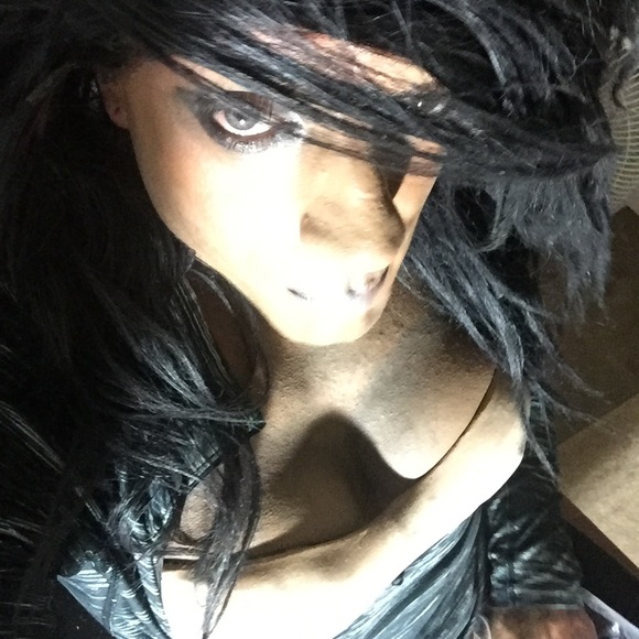 Meet your Posher, Kim - Picture 8 of 8